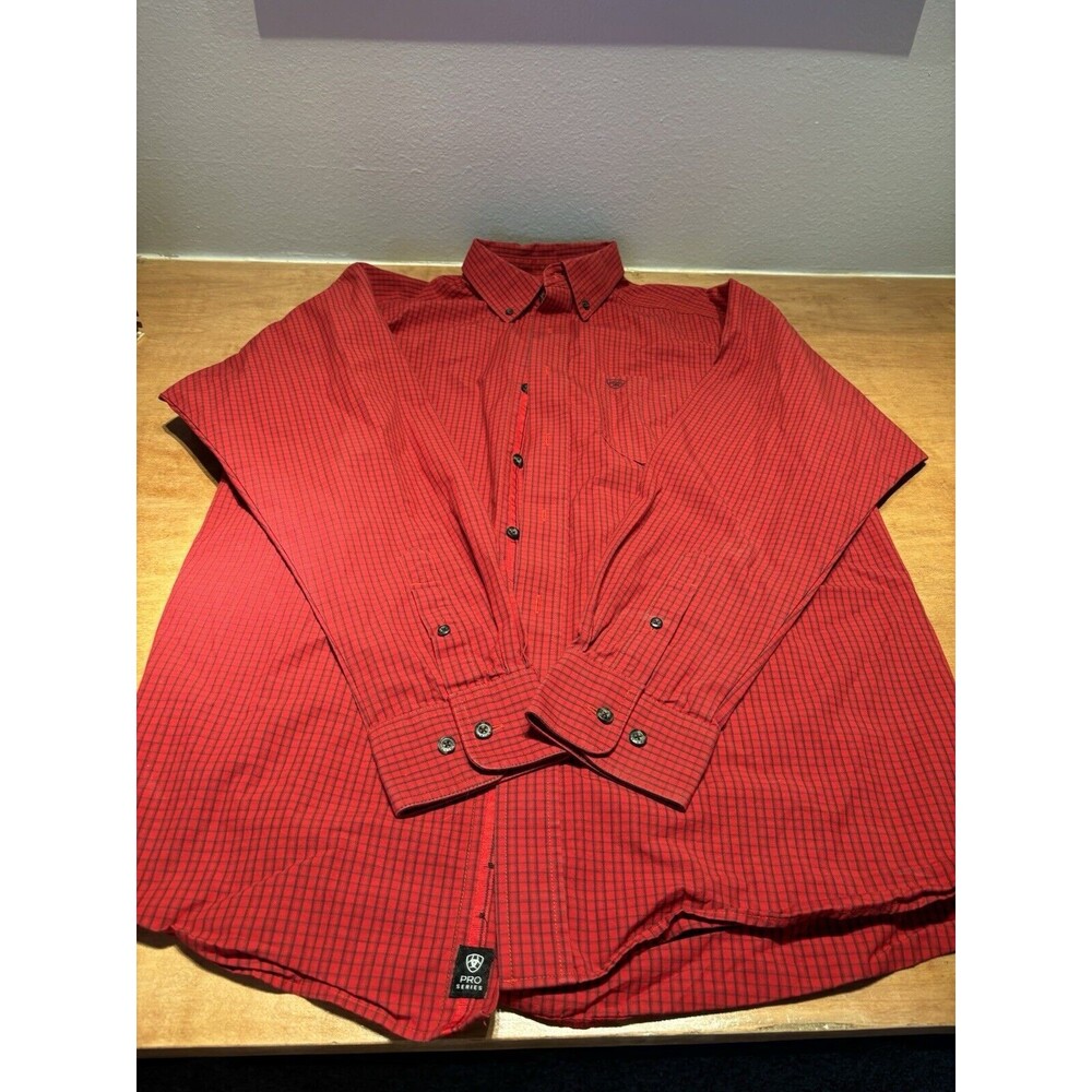 Ariat Shirt Mens Medium Red Plaid Button Up Pro Series Outdoors Workwear Rodeo